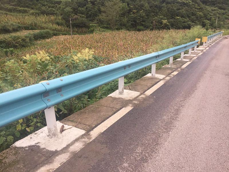 河南雙波護欄板