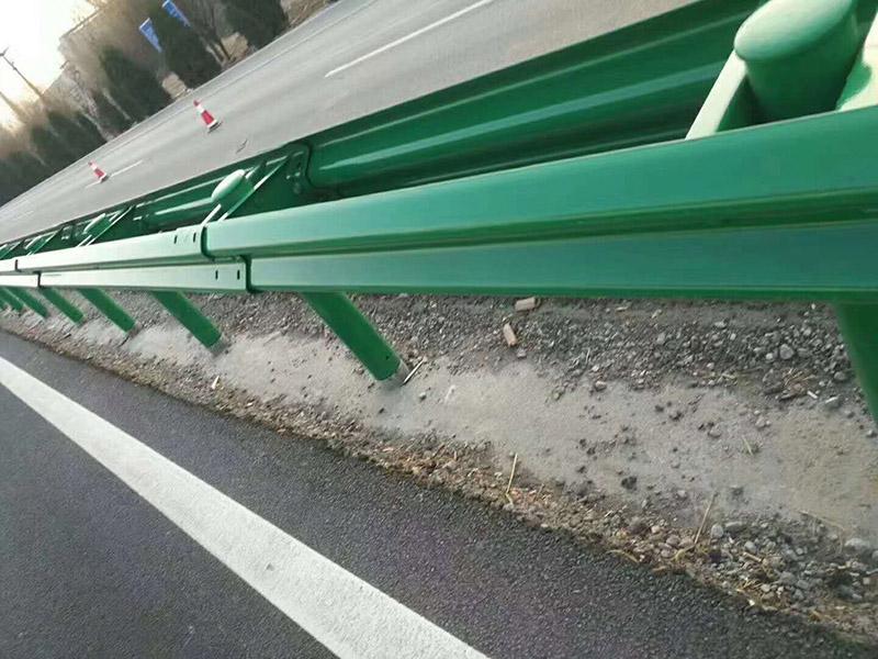 杭州分隔帶護(hù)欄板